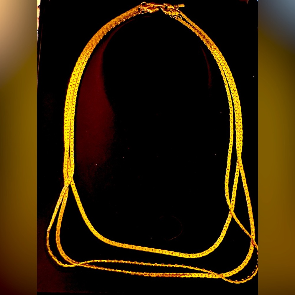 D’Orlan Vintage Triple strand gold tone necklace